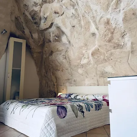 Agora Nei Sassi Apartment *