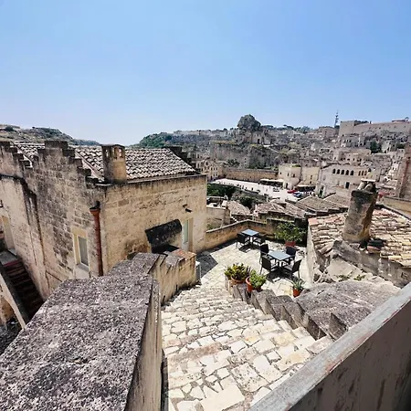 Agora Nei Sassi ماتيرا